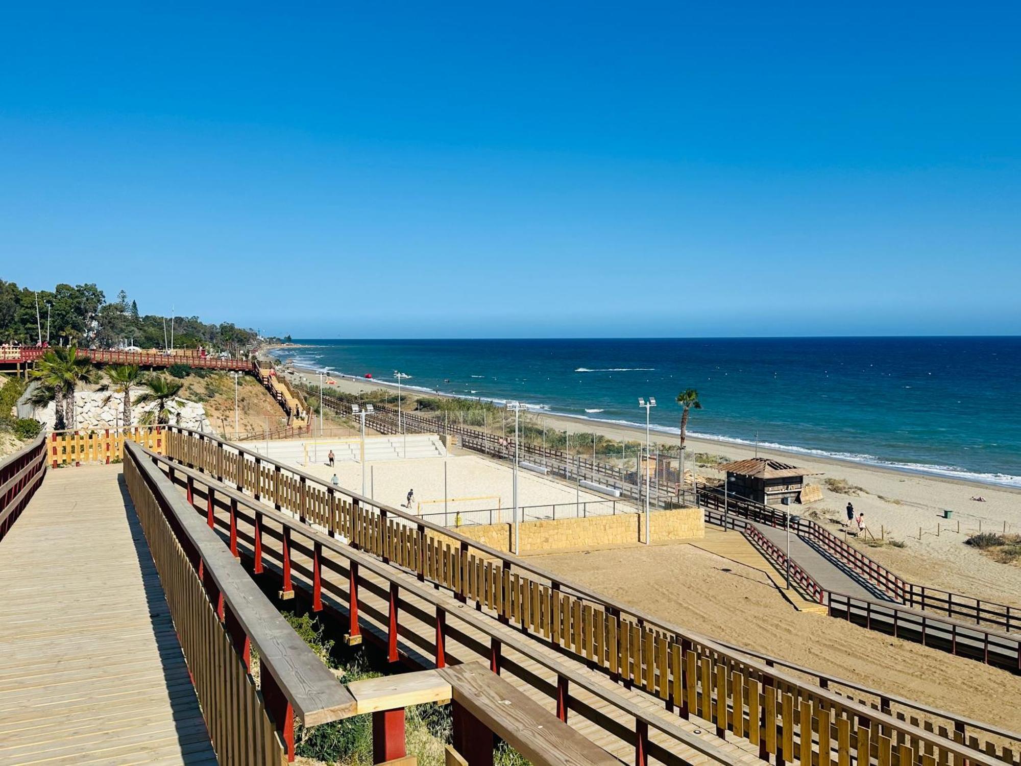 Frente A La Playa Apartamento Boutique En Марбелья Екстер'єр фото