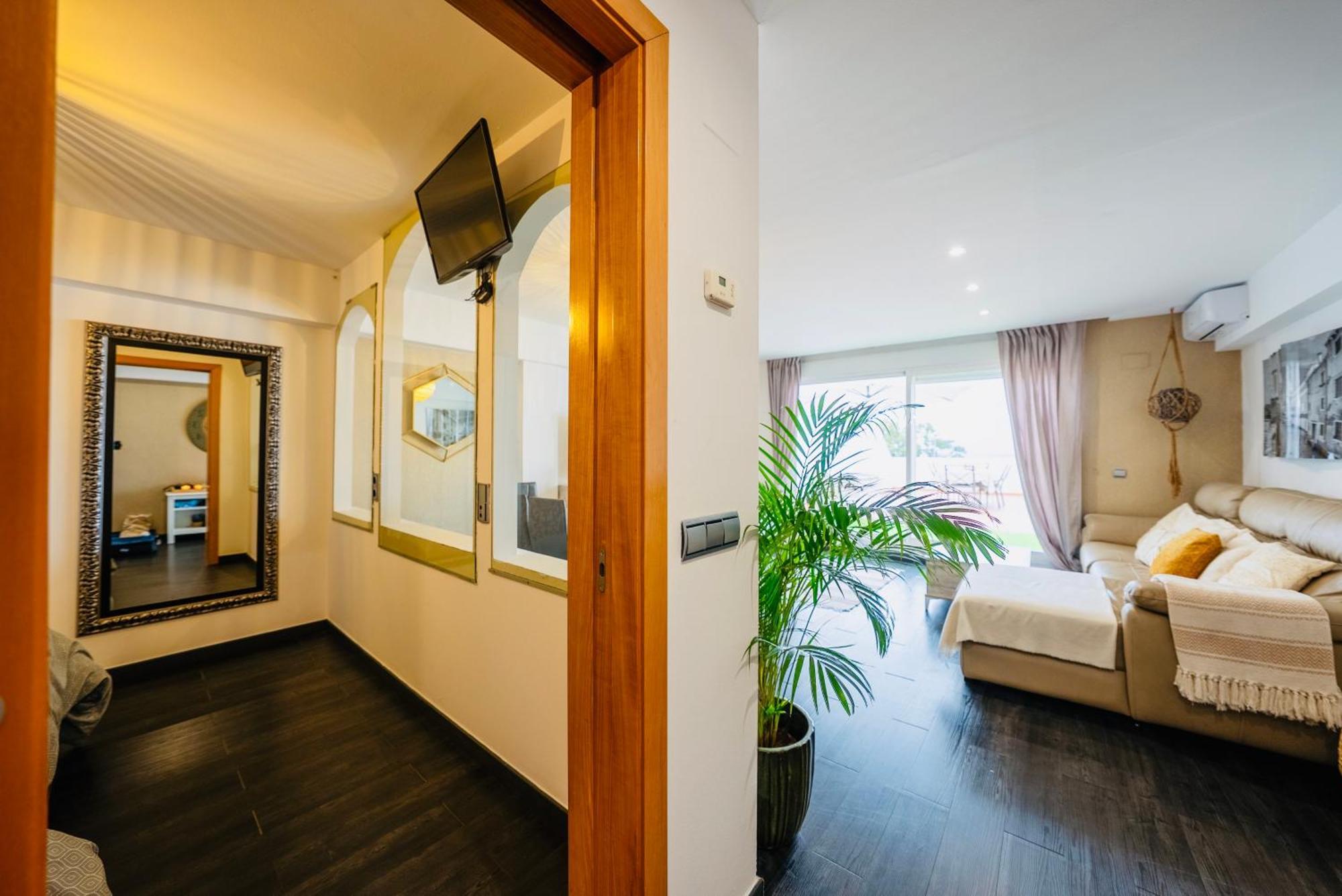 Frente A La Playa Apartamento Boutique En Марбелья Екстер'єр фото