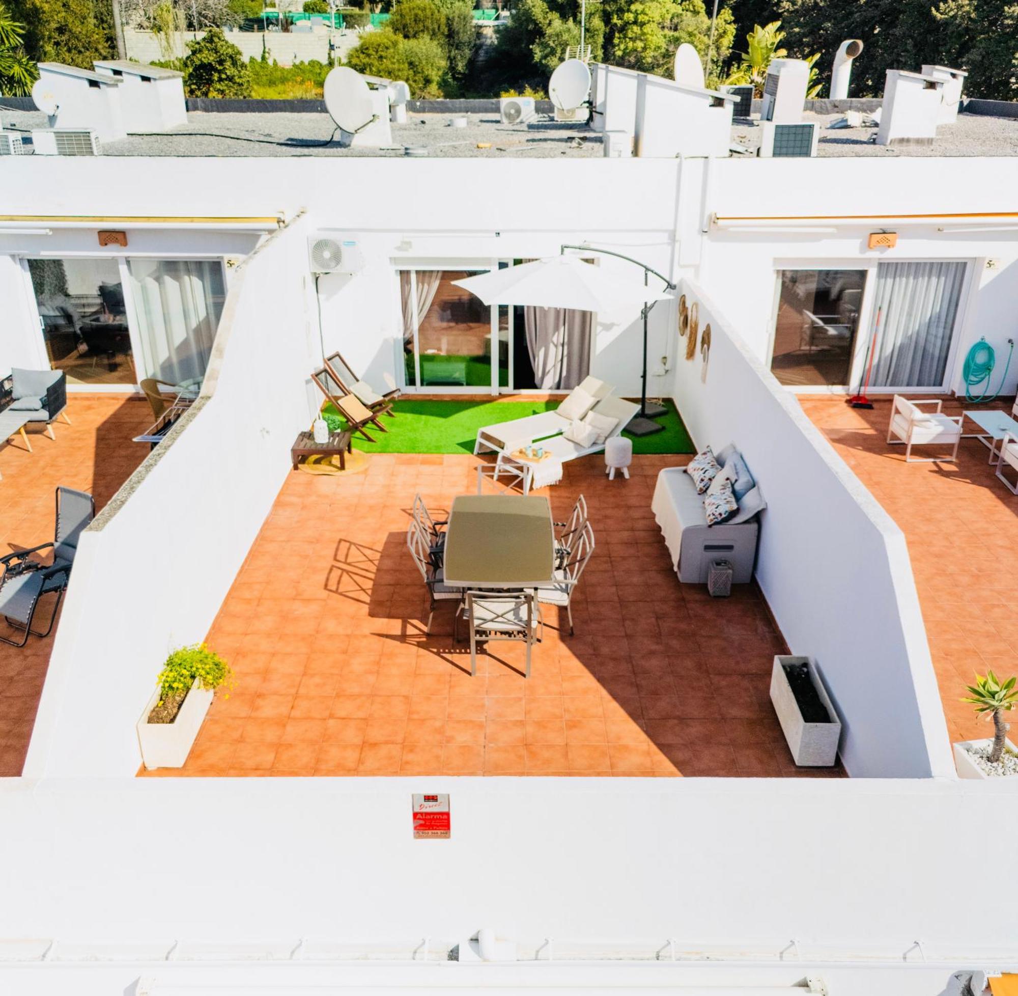 Frente A La Playa Apartamento Boutique En Марбелья Екстер'єр фото